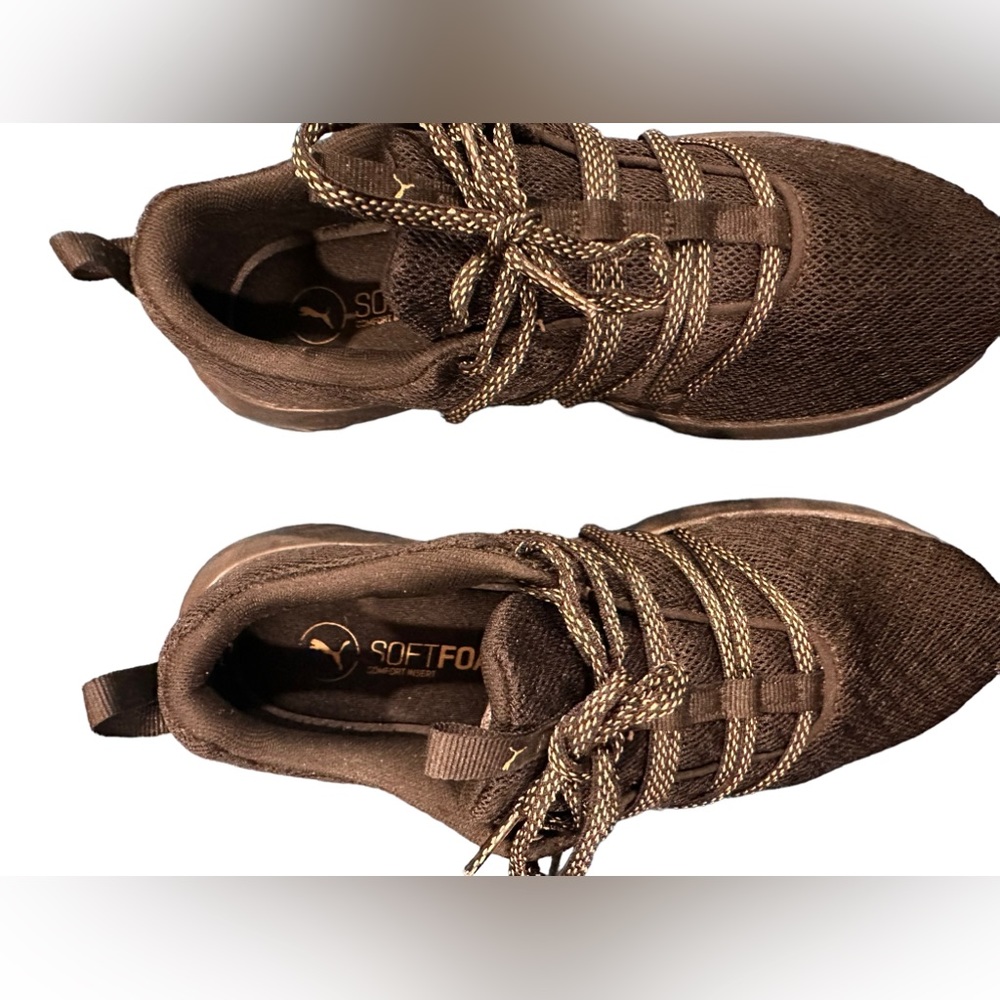 Puma Sneakers